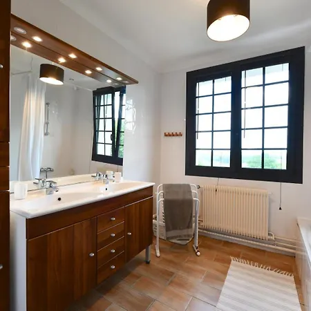 בית נופש Bernet Labastide-Villefranche